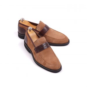 G-1869 suede Brown Loafers model